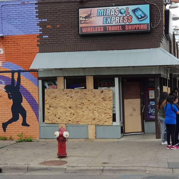 29 May20 Stop Violence sign &amp; boarded-up shop on Lake St